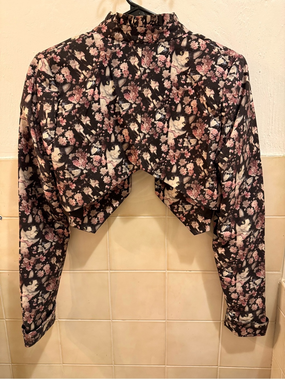 Selkie tuxedo cat cropped blazer S - Picture 2 of 6